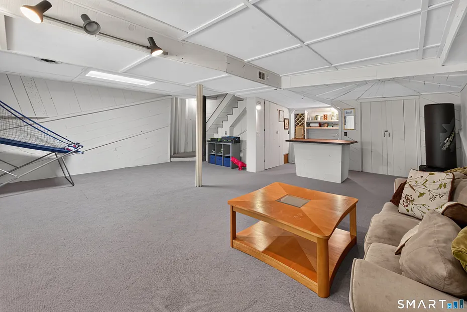 87 Chevas Road Photo 27