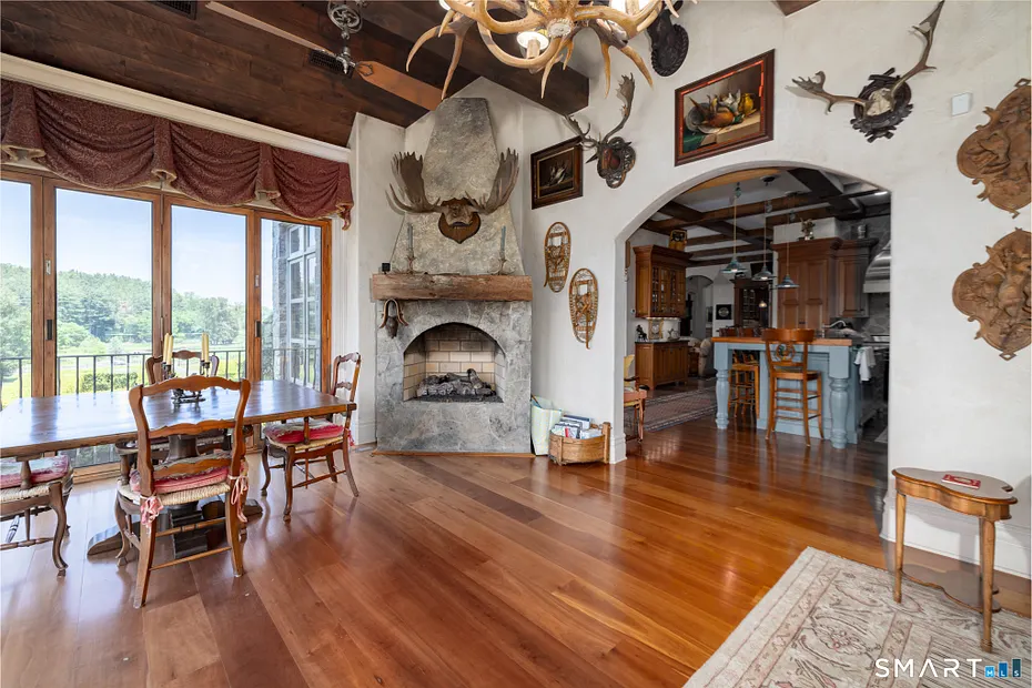 7 Equestrian Ridge Road Photo 16