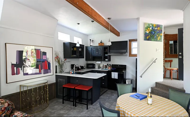 18 Stagecoach Lane Photo 37
