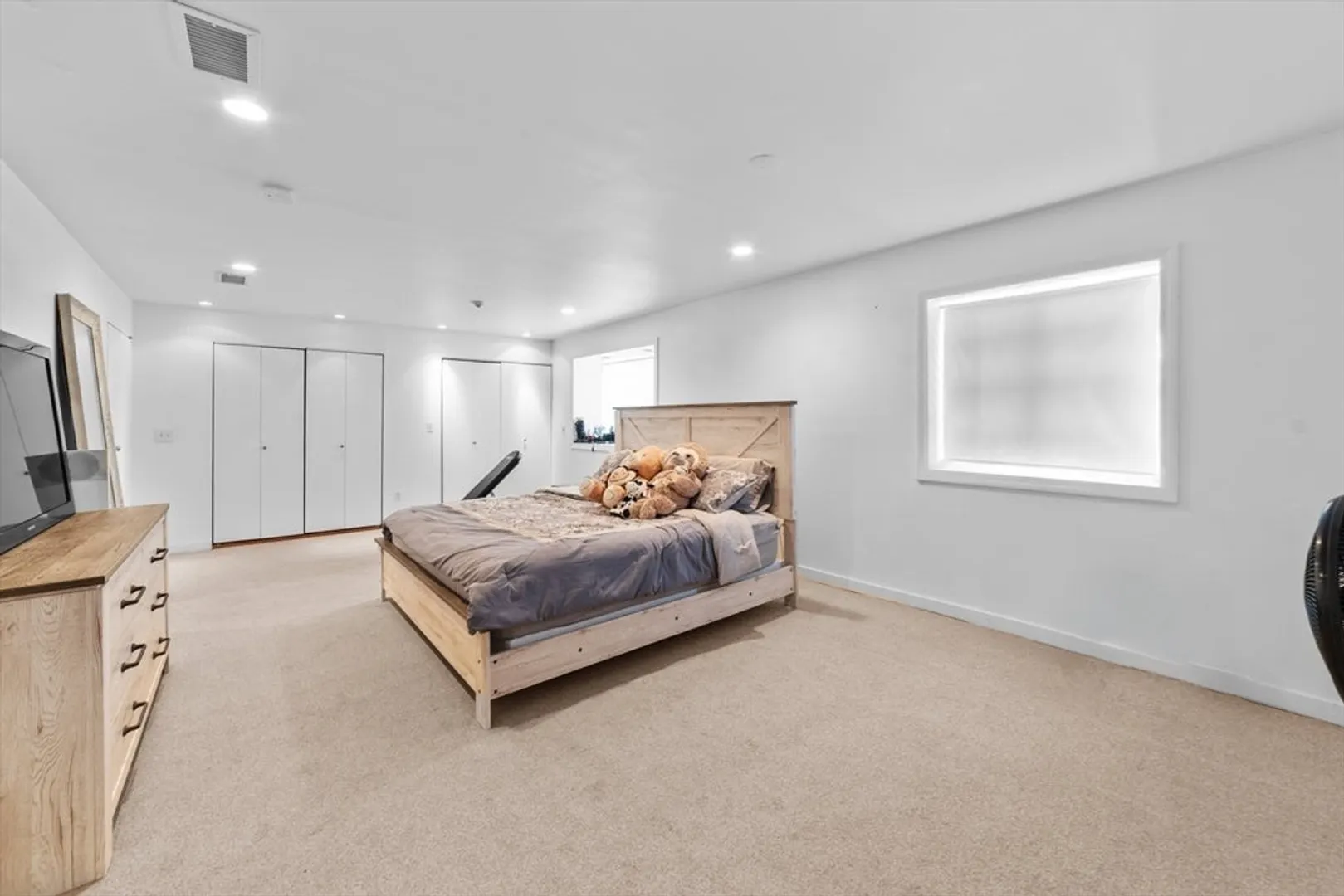 211 West Street  #10A Photo 16