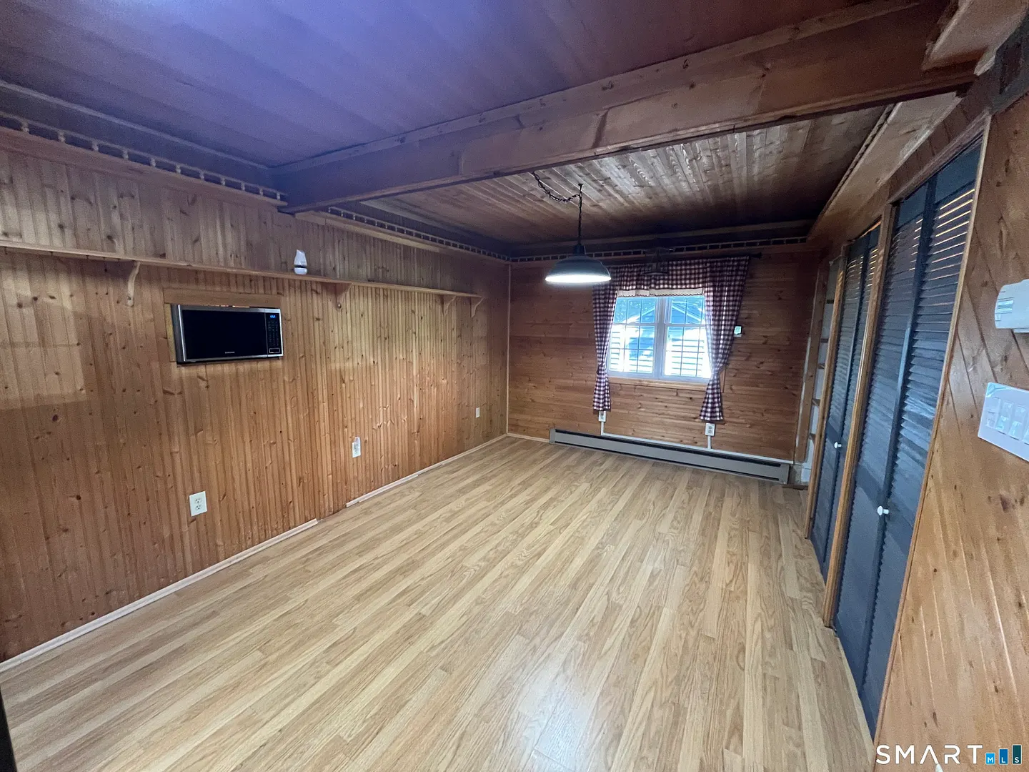 303 Somers Road Photo 9