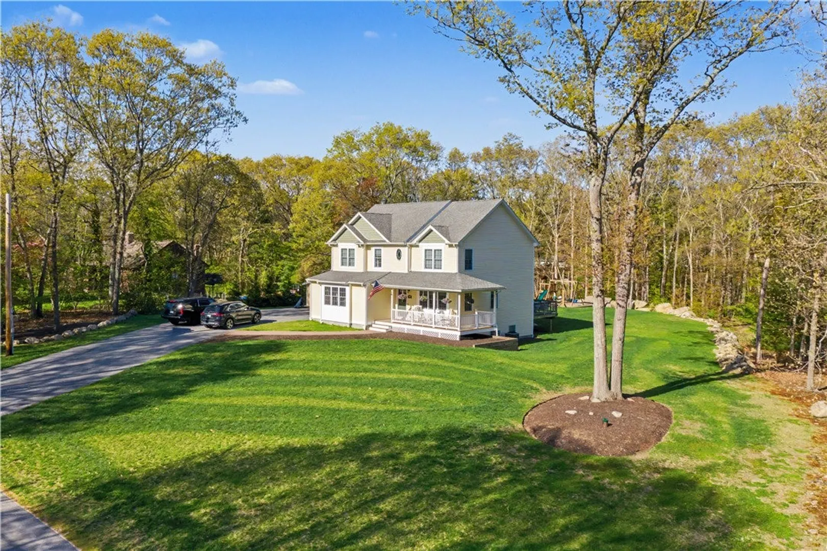 100 Franklin Road Photo 8