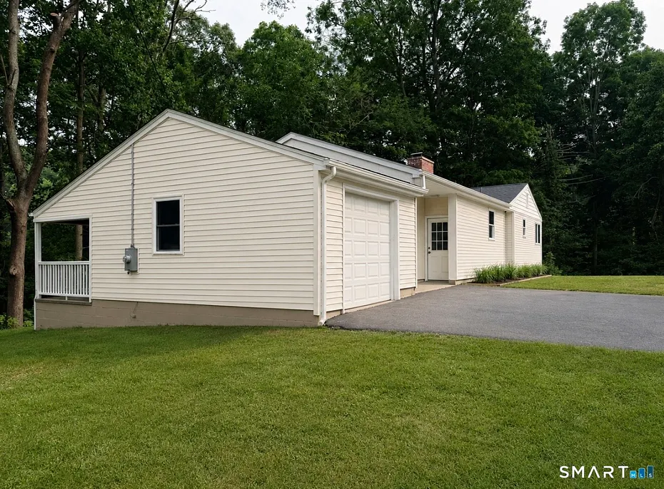 106 Glenwood Road Photo 1