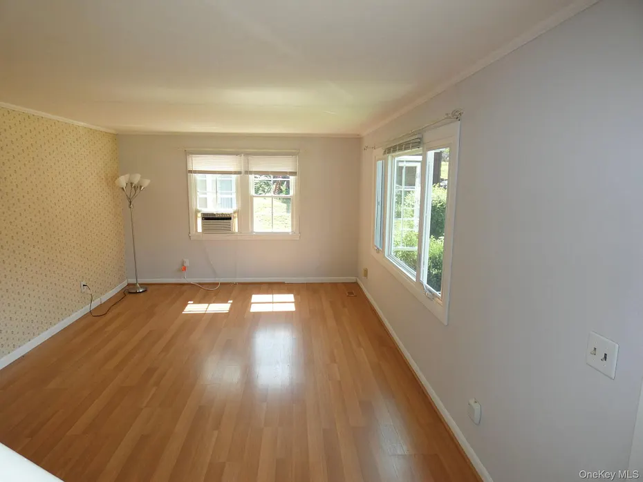 28 Hilltop Drive Photo 7