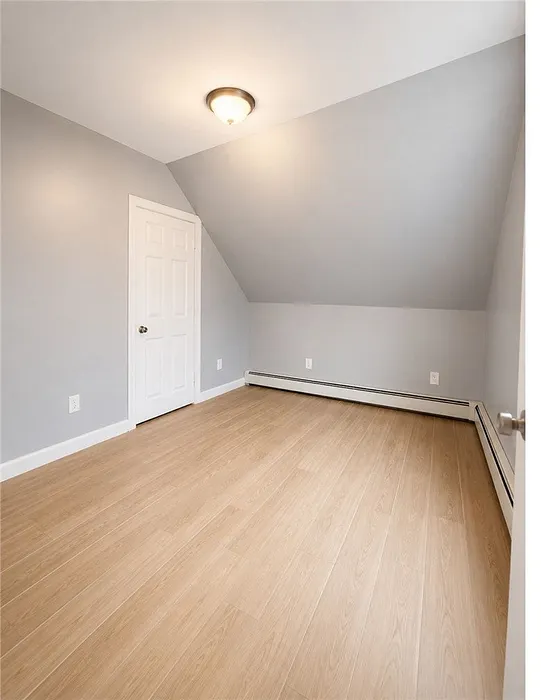 40 Norwich Avenue  #3 Photo 5