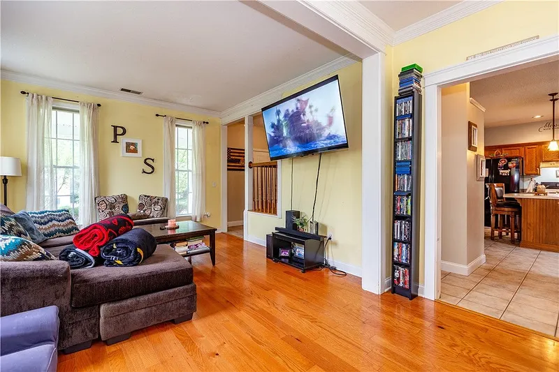 50 South Pond Drive Photo 26