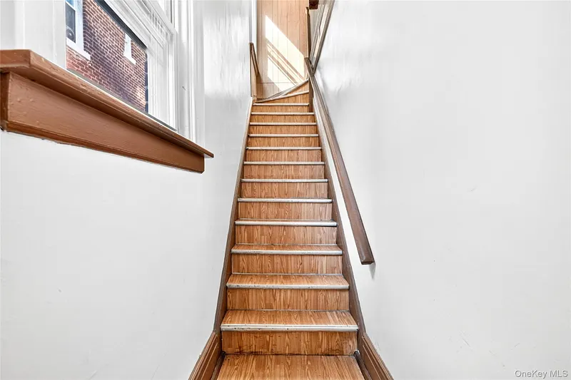 36 S 8th Avenue Photo 28