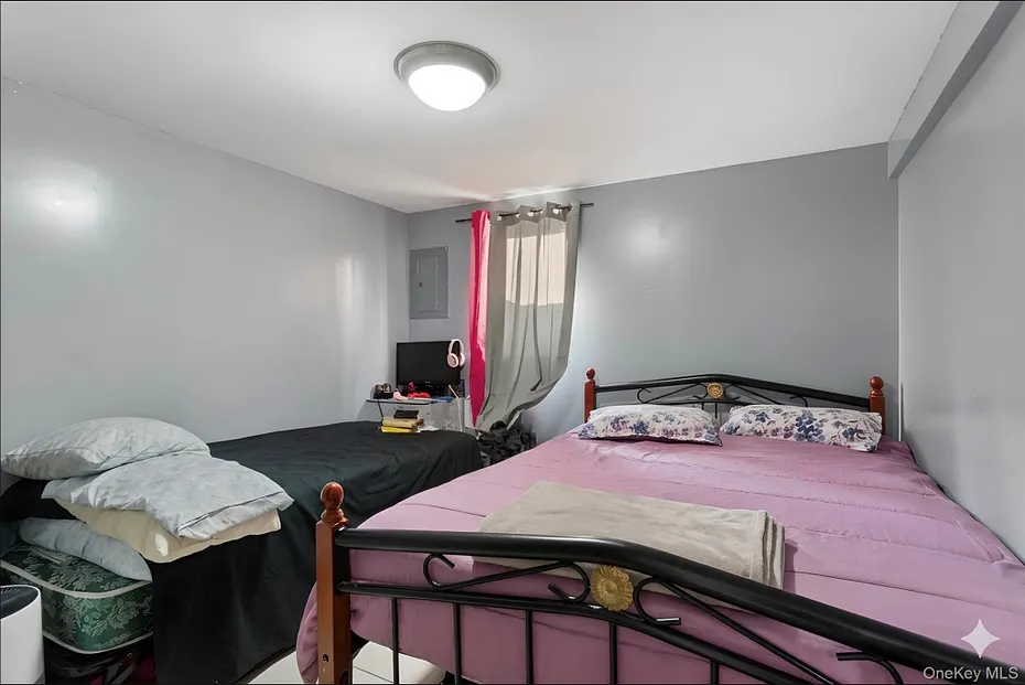 6 Merrick Lane Photo 25