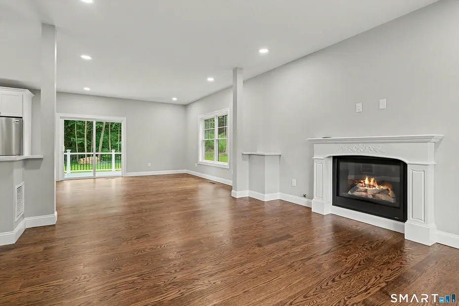 18 Timberlane Trail Photo 12