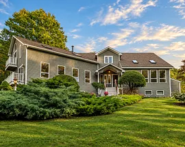 12 Loormann Lane