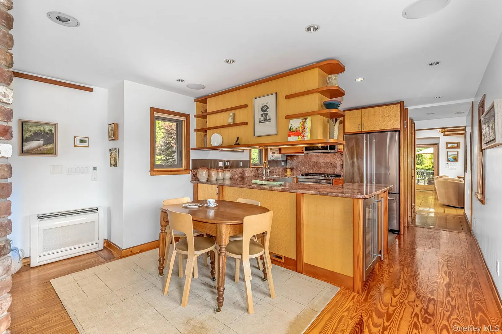 262 Macdaniel Road Photo 8