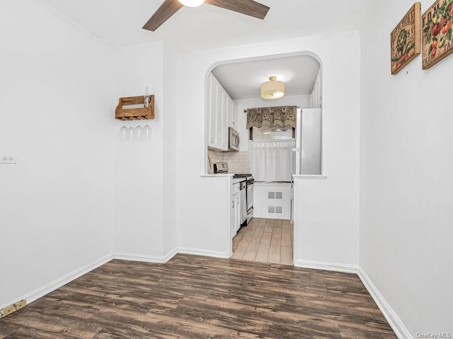 3015 Riverdale Avenue  #2k Photo 5
