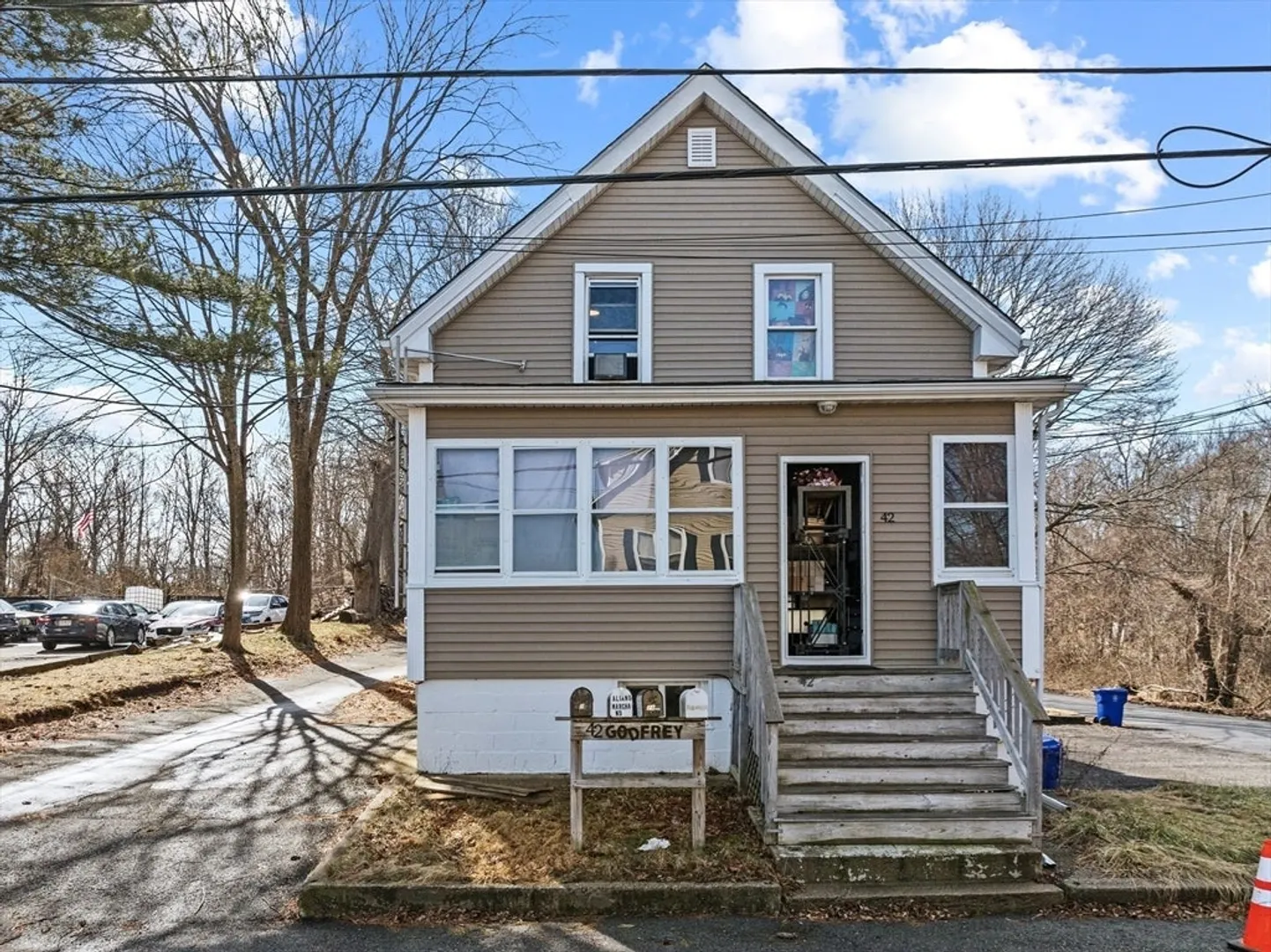 42 Godfrey St Photo 3