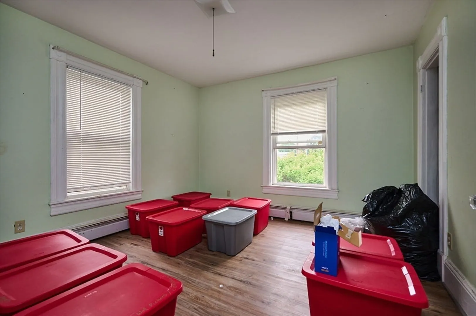 135 School St Photo 15