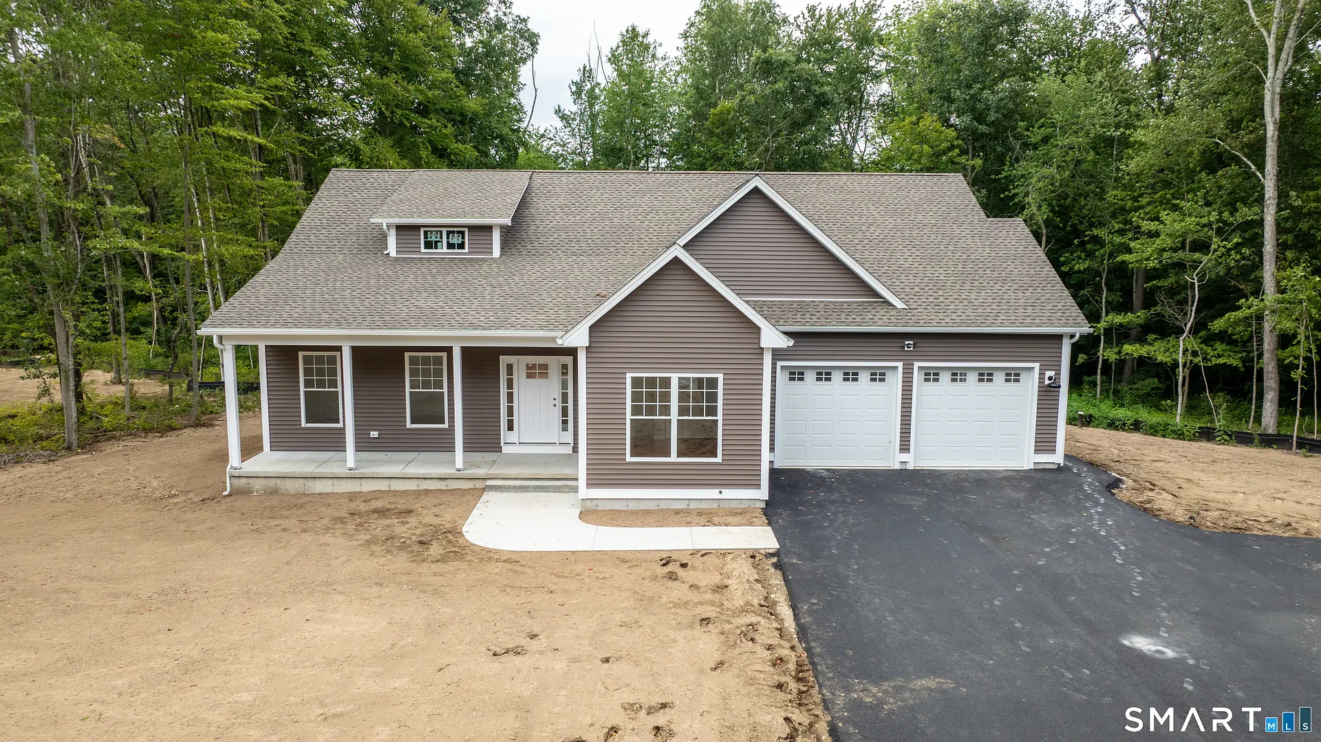 18 Spring Hill Lane Photo 3