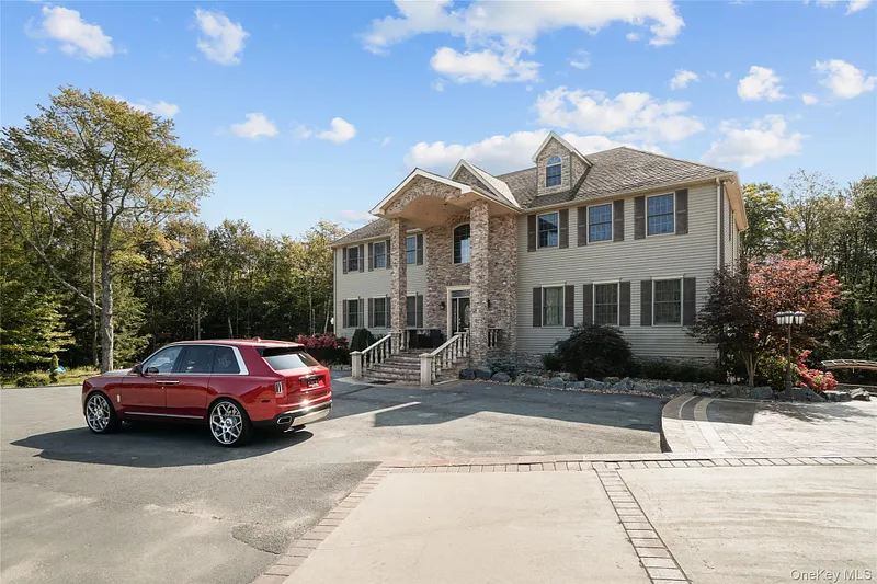 210 Grey Road Photo 6