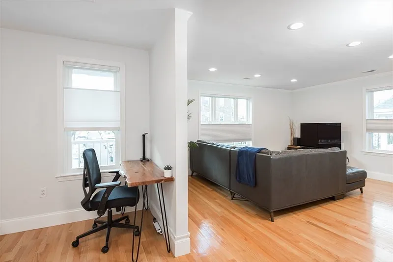 8 Brinton St #2 Photo 9