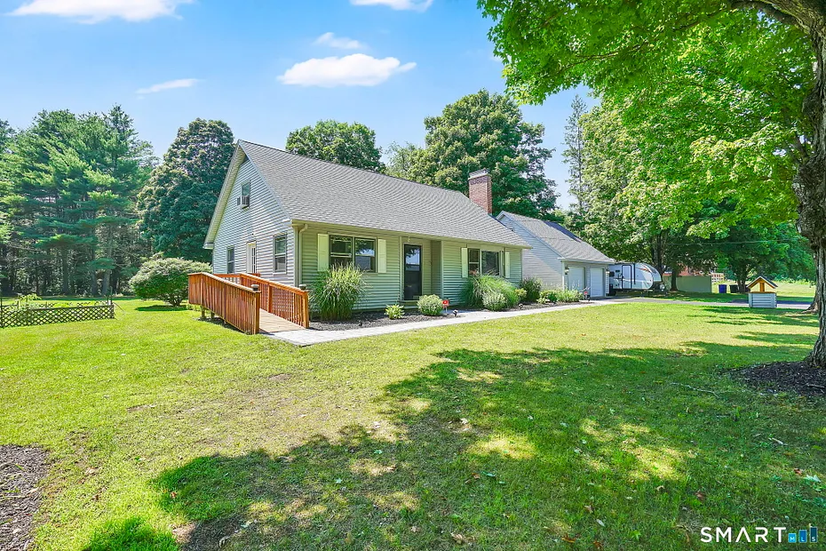 132 Cooper Lane Photo 4