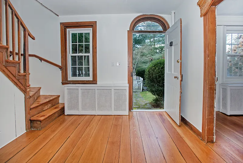 1709 Newfield Avenue Photo 13