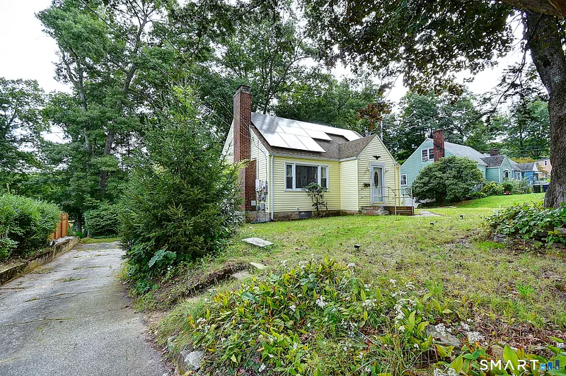 349 Mansfield Avenue Photo 5