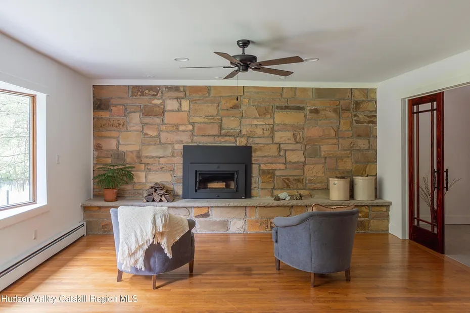 57 Anderson Road Photo 2