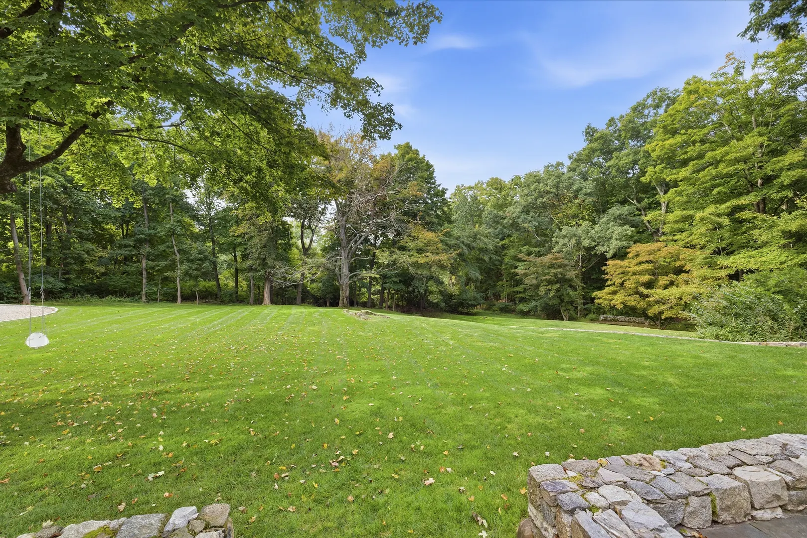 467 Nod Hill Road Photo 4