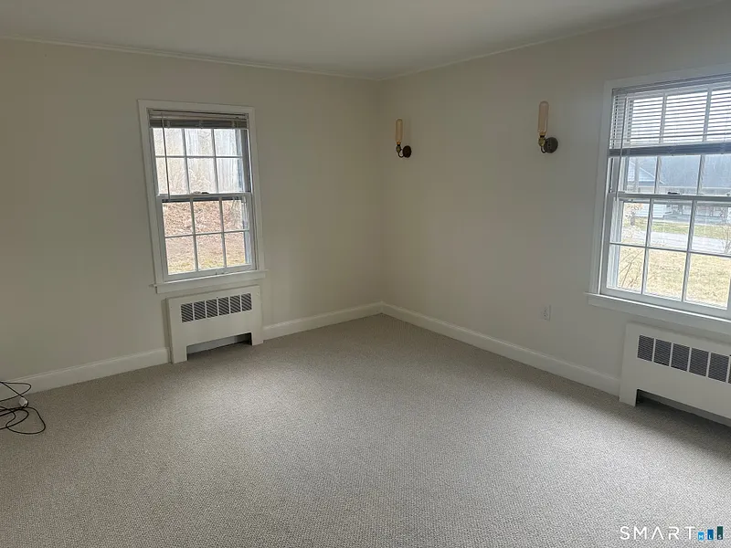 25 Sheldon Lane Photo 4