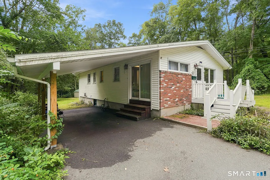 110 Terwilleger Road Photo 3