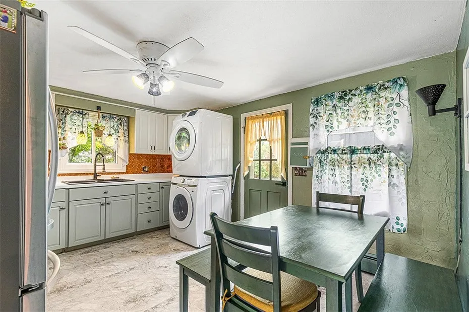 8 Hampden Road Photo 6