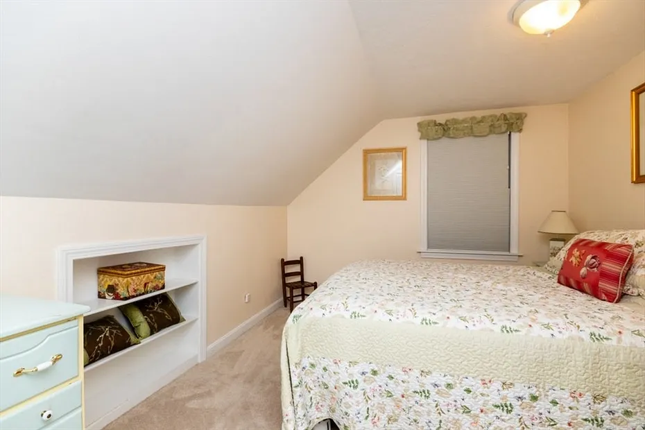 20 Eleanor Rd Photo 24