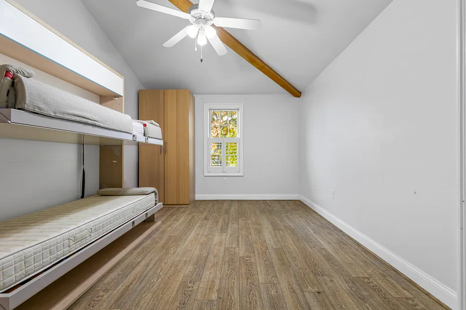 284 Shore Drive Photo 26