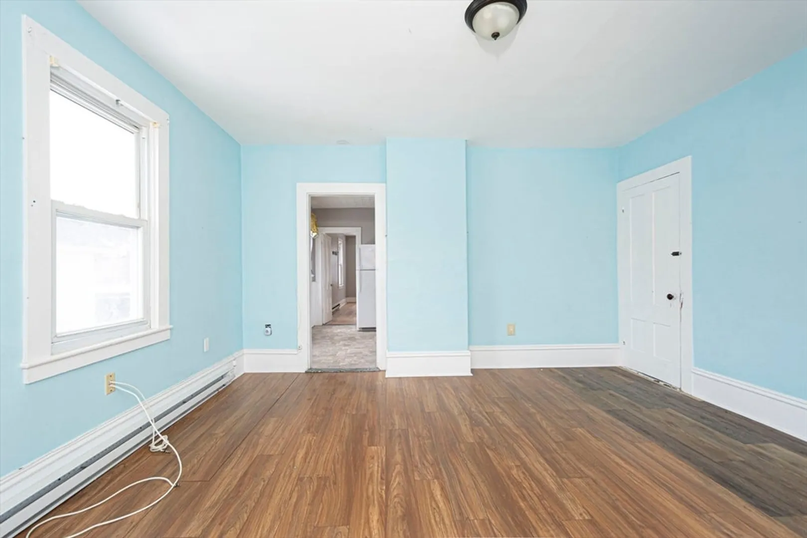 31 Neil  St. Photo 16