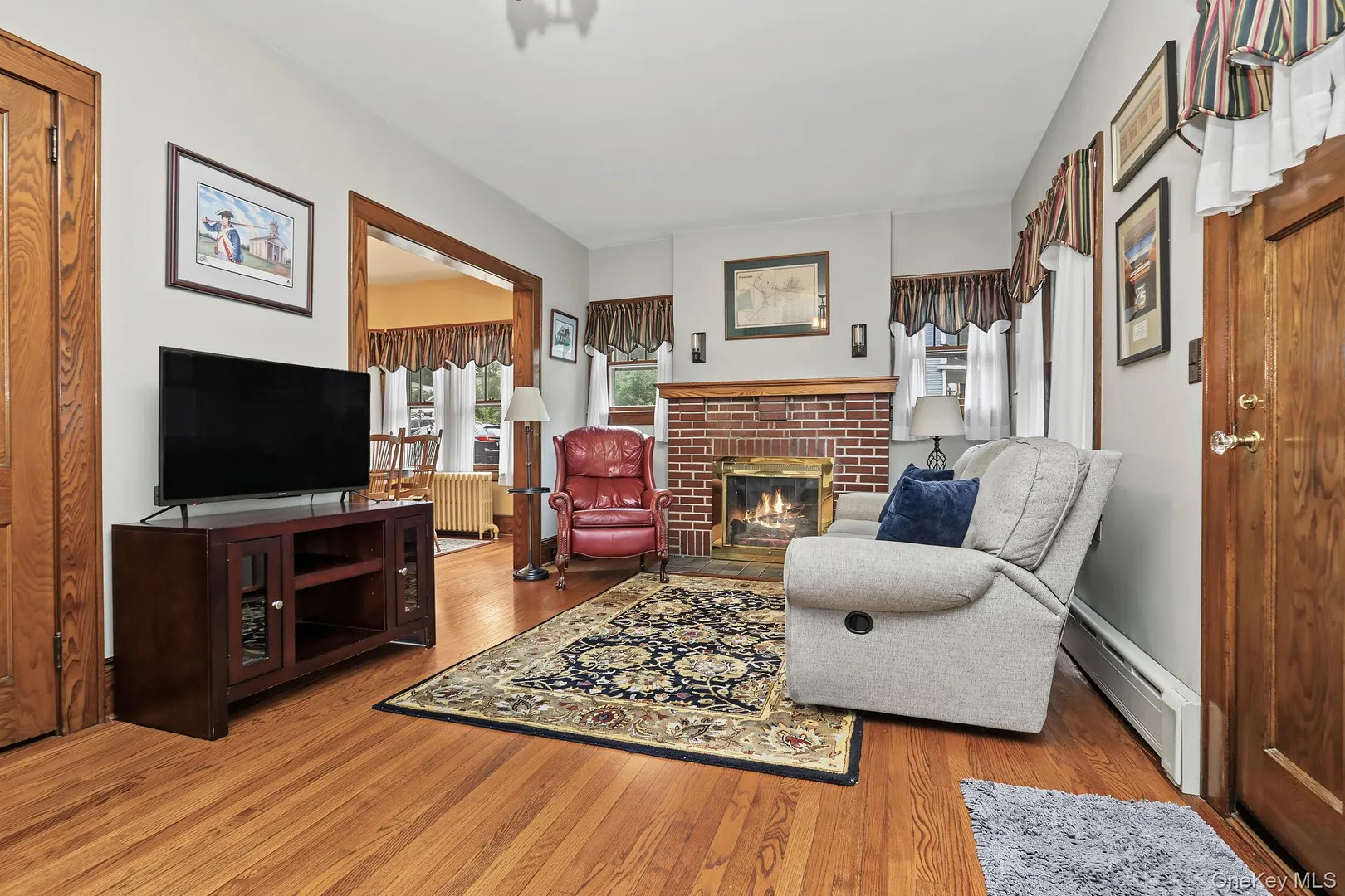 1118 Hudson Avenue Photo 5