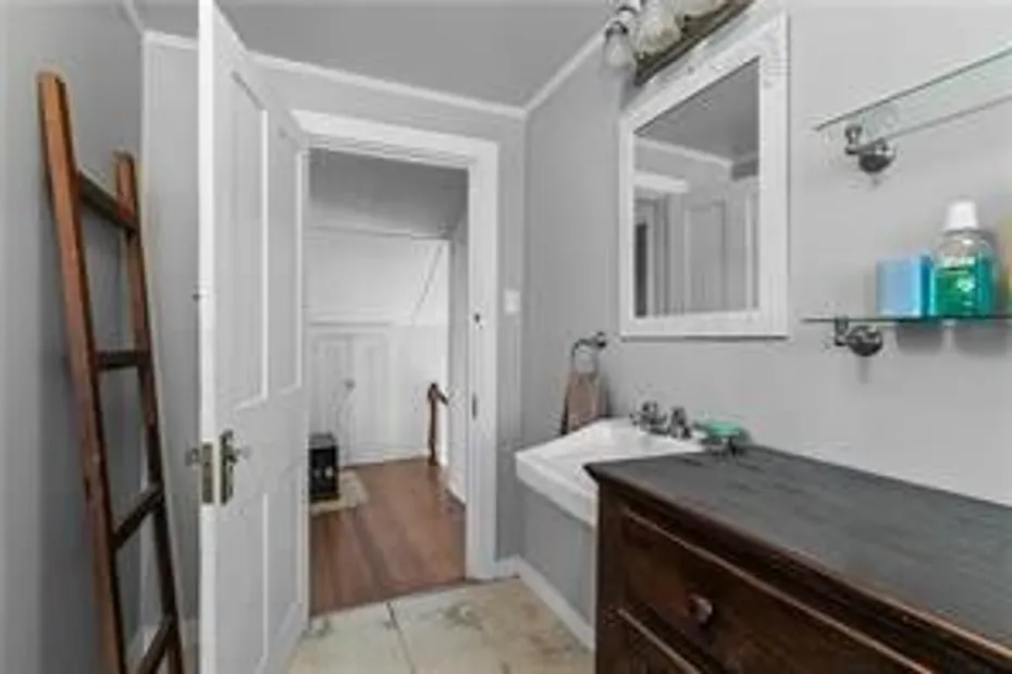 14 Dearborn Street Photo 22