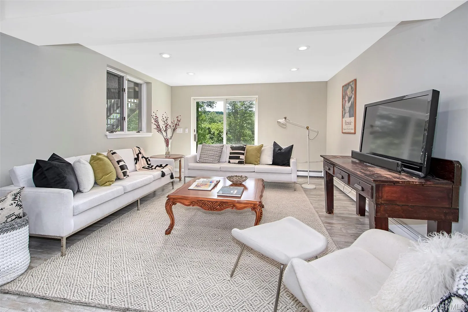 12 Hilltop Road Photo 30