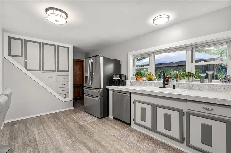 30 Lockwood Road Photo 16