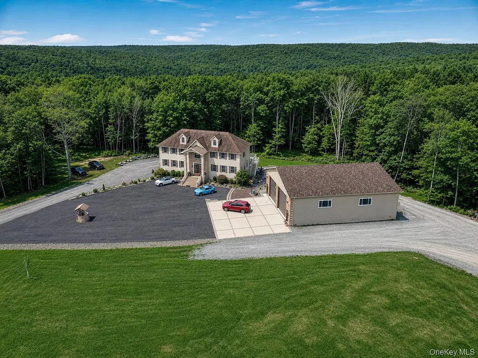 210 Grey Road Photo 4