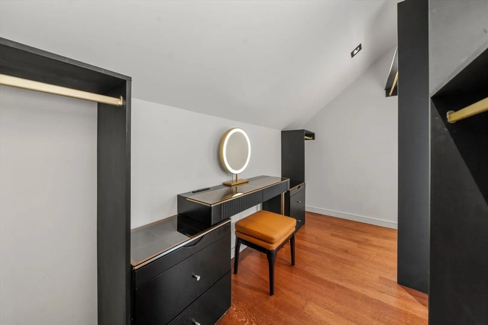 304 Elliot St. Carriage House S  #4 Photo 10