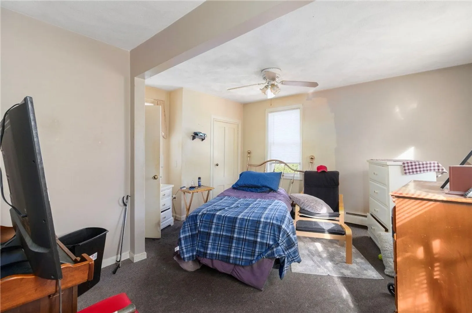 681 Providence Street Photo 18