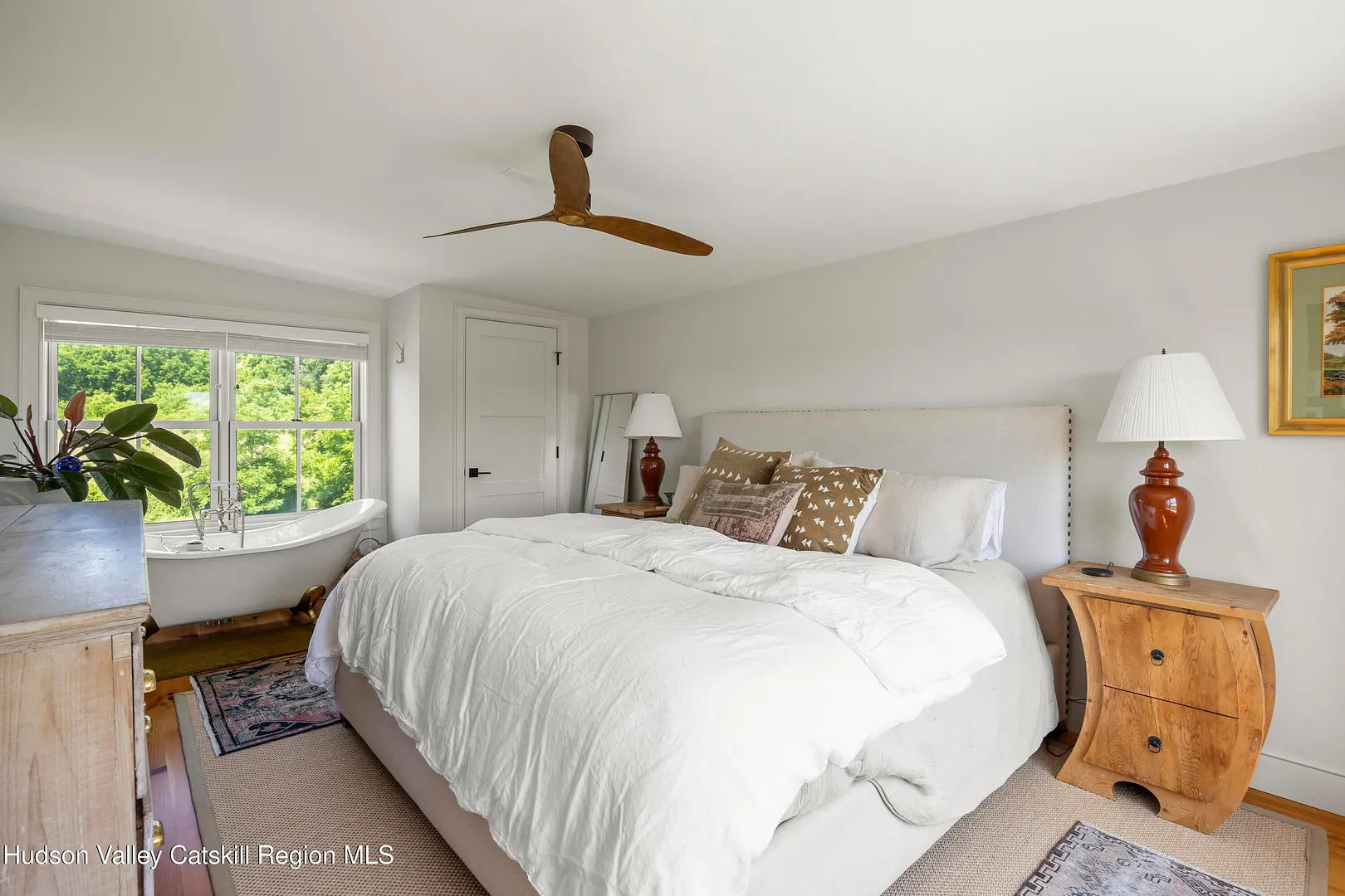 476 South Road Photo 18