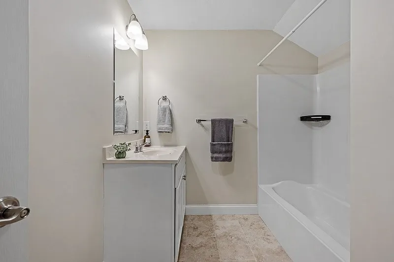 13 Emily Dr #13 Photo 28