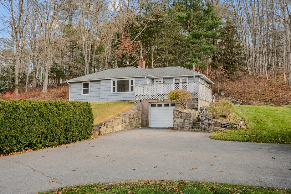 293 Hamburg Road Photo 1