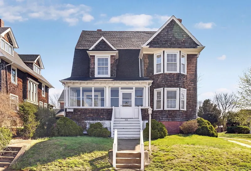 314 Ocean Avenue Photo 25