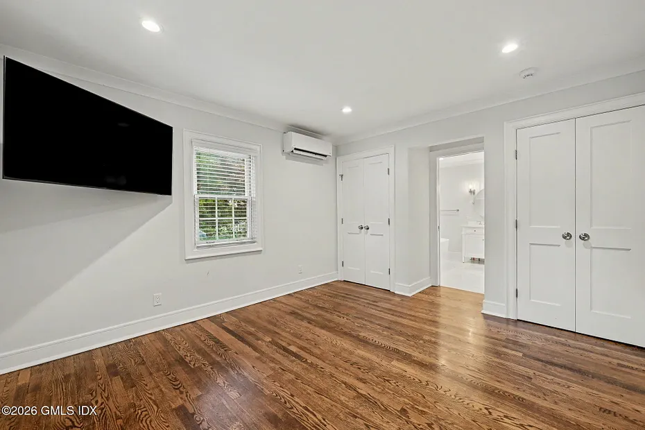 124 Shore Road Photo 15