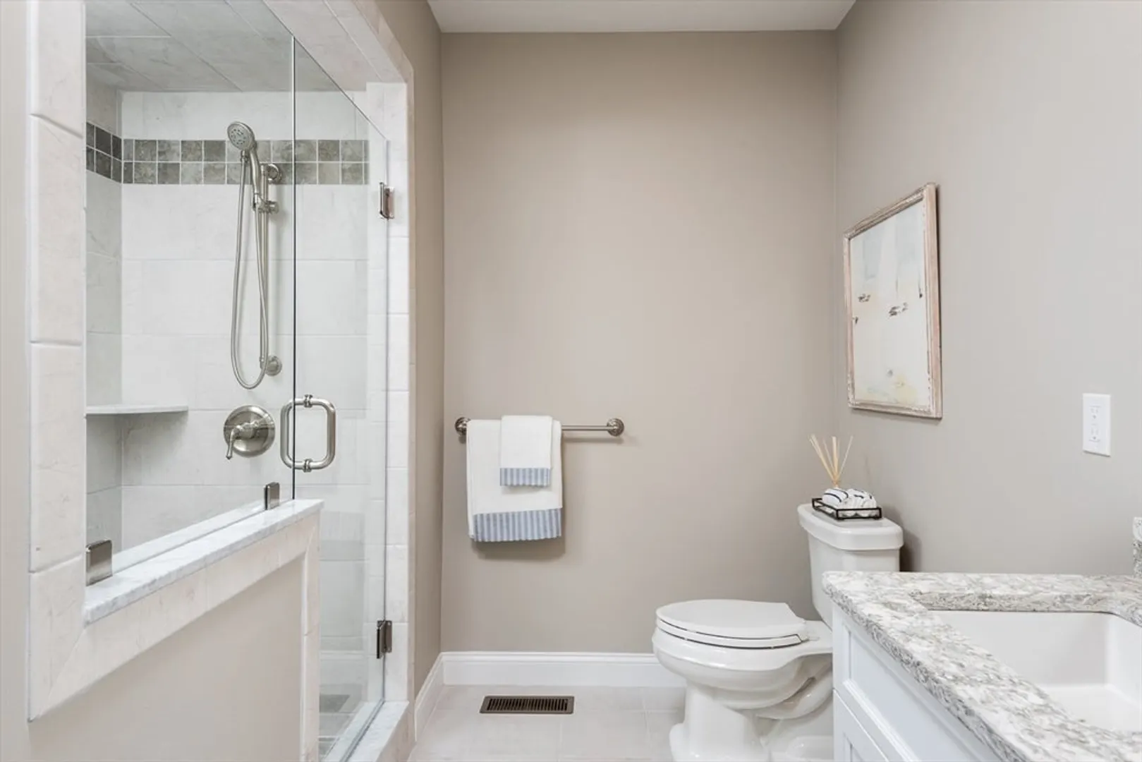 91 Miter Drive  #18-1 Photo 11