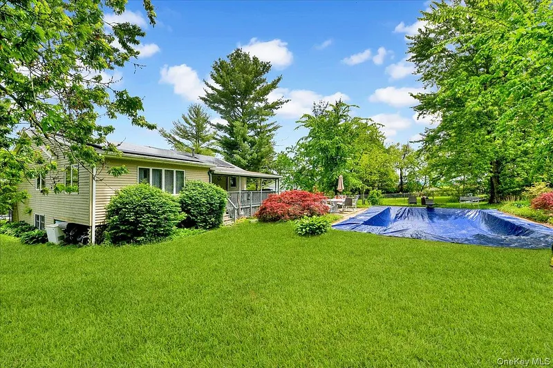 5 Rowell Lane Photo 22