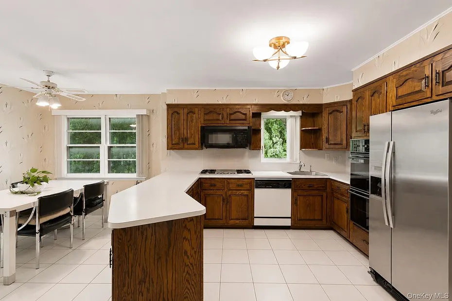 9 Parkfield Road Photo 14