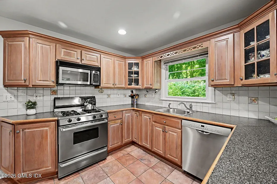 8 Ernel Drive Photo 11