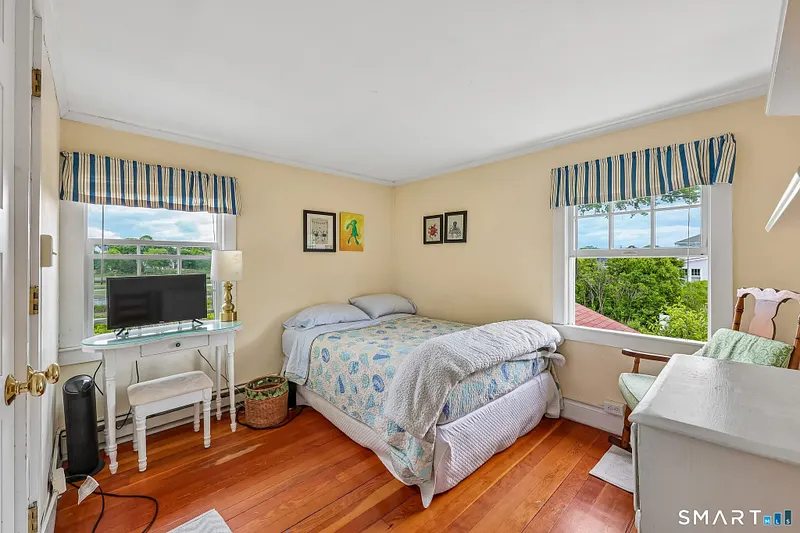 153 Middle Beach Road Photo 20