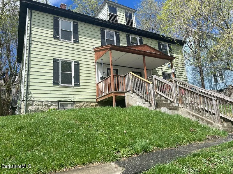 178-180 Appleton Ave Photo 2